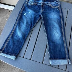 Silver Twisted Capri women’s size 32  (12) Capri denim jeans
